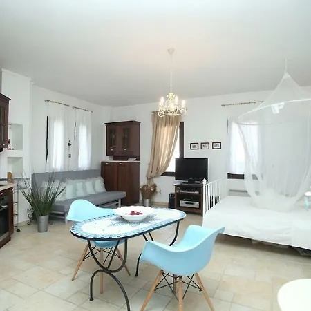 Beautiful Studio In Traditional Afytos Halkidiki-Uvc Sterilized Buitenkant foto
